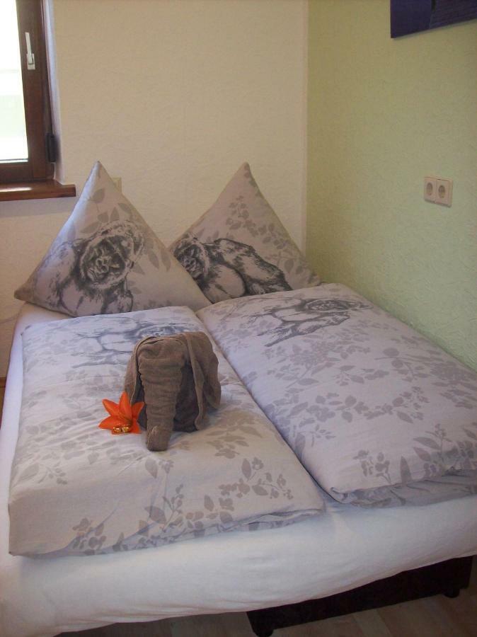 Apartment Fewo Efosa Kappel-Grafenhausen Eksteriør bilde